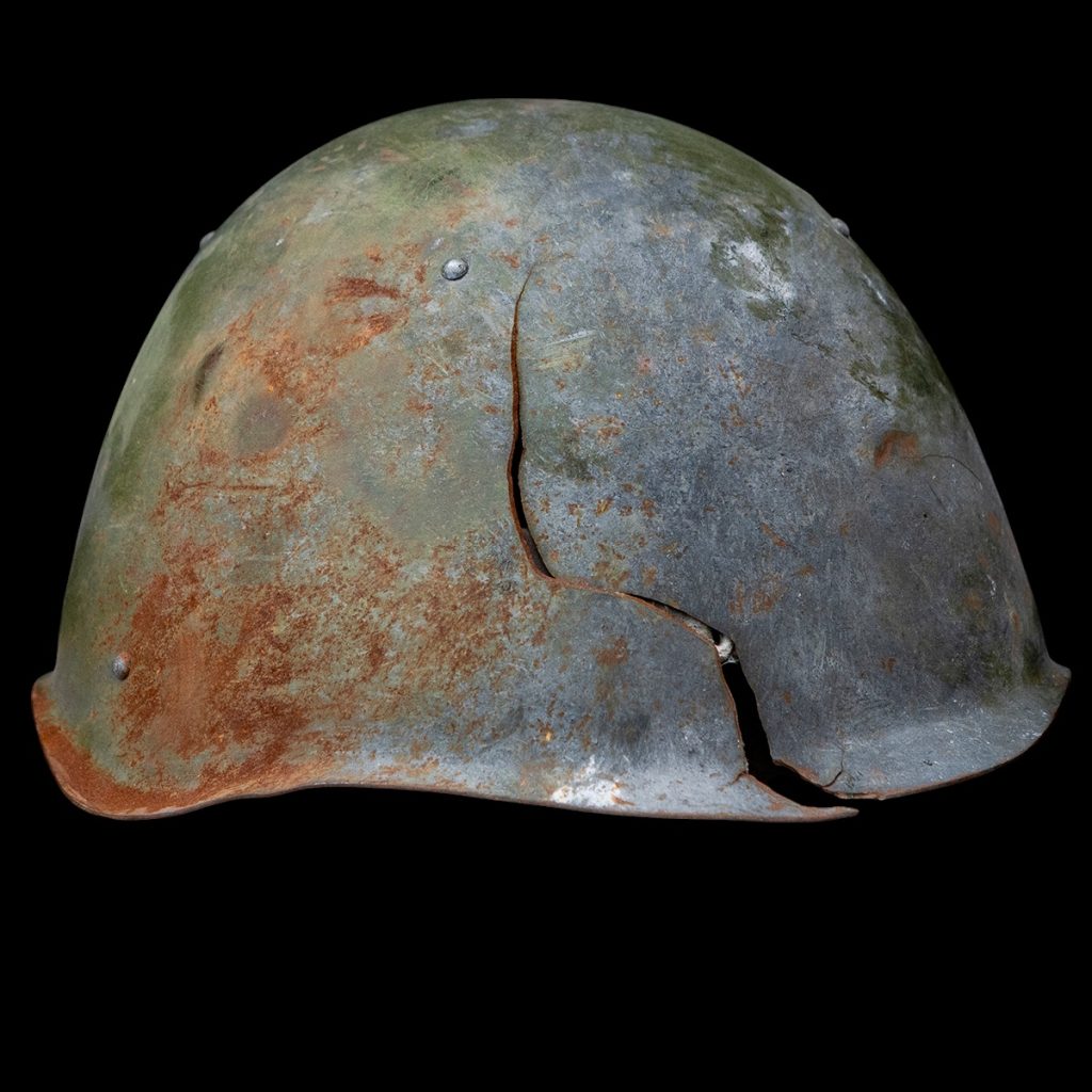 Battledamaged SSH-68 helmet