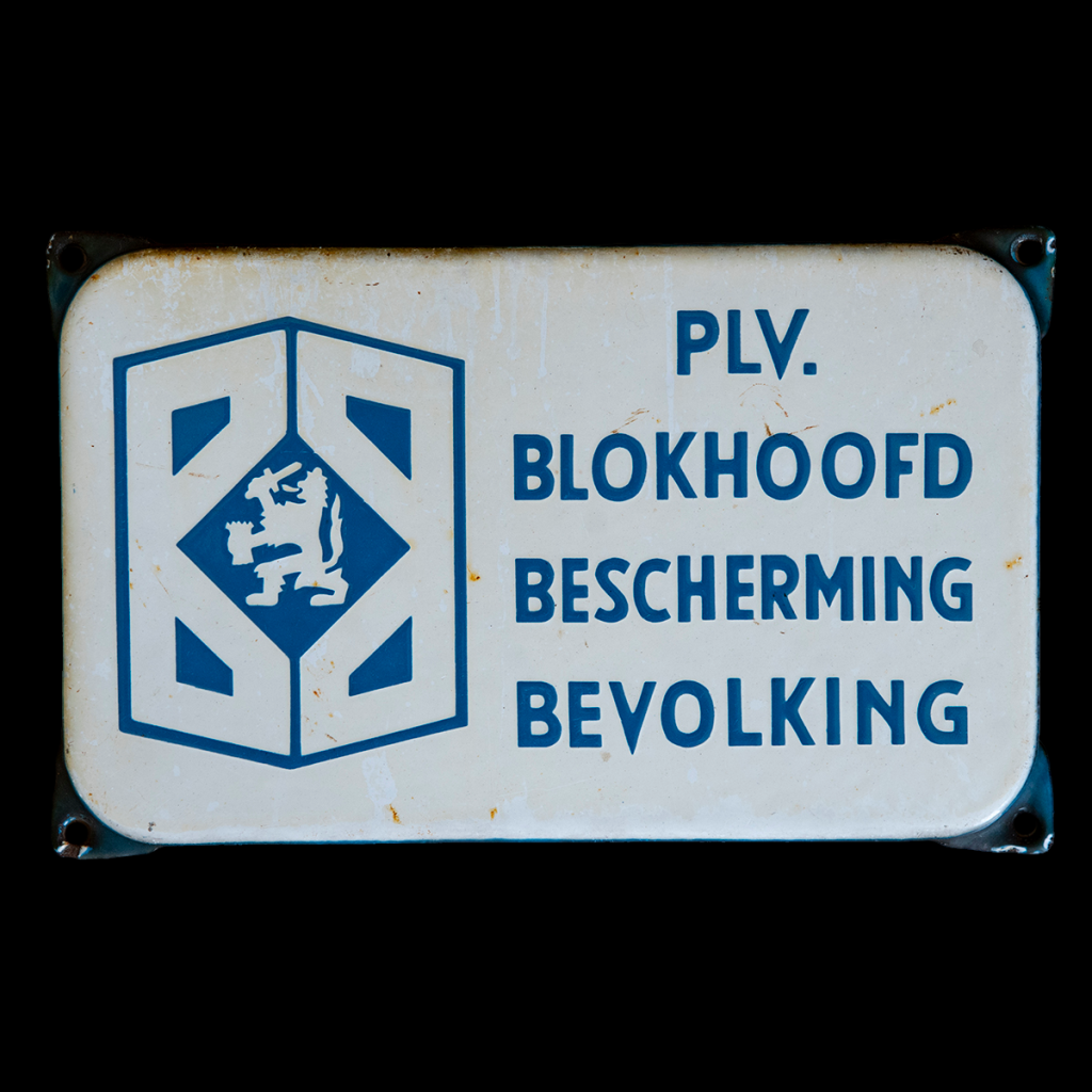 Bescherming Bevolking emaille deurplaatje