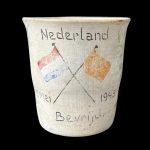 Beker Nederland 5 Mei 1945 Bevrijd